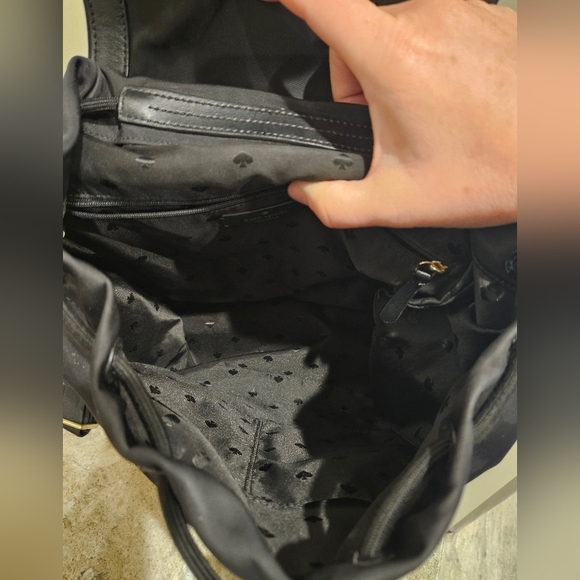 Kate Spade Black Carley Flap Nylon Drawstring Backpack w / Pockets - Picture 5 of 10